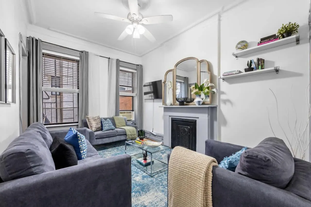 Quaint 2Br Apt Walk To Time Square New York United States
